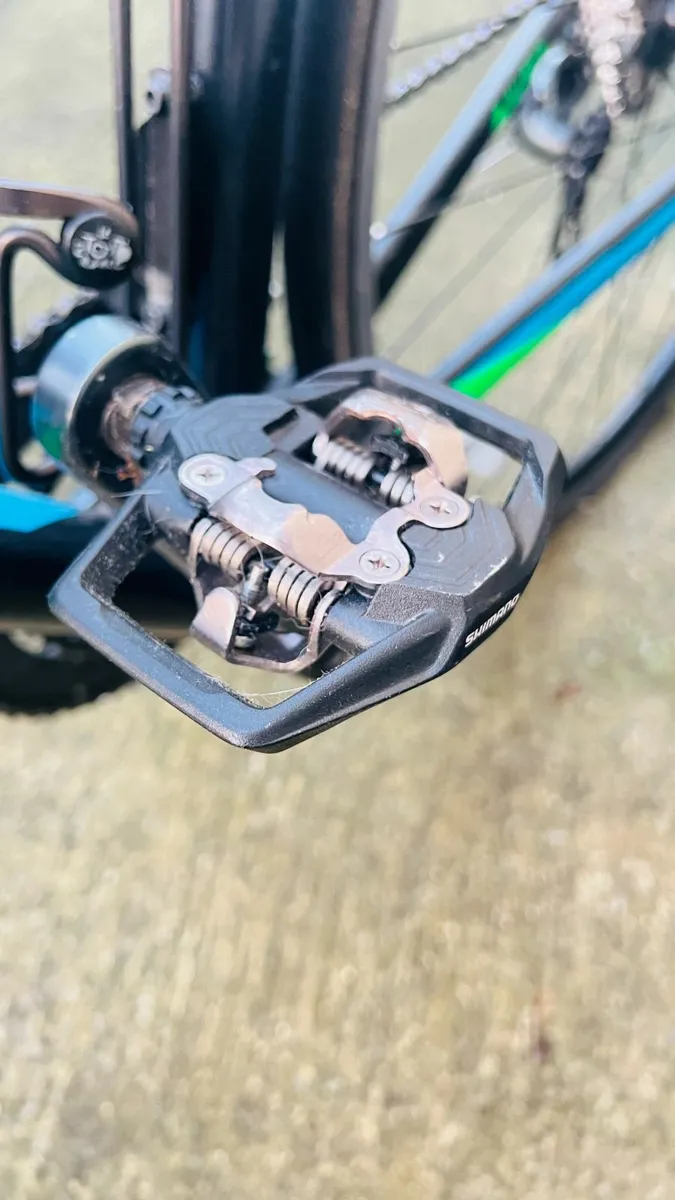 Giant Contend SL Road Bike for sale - Image 3