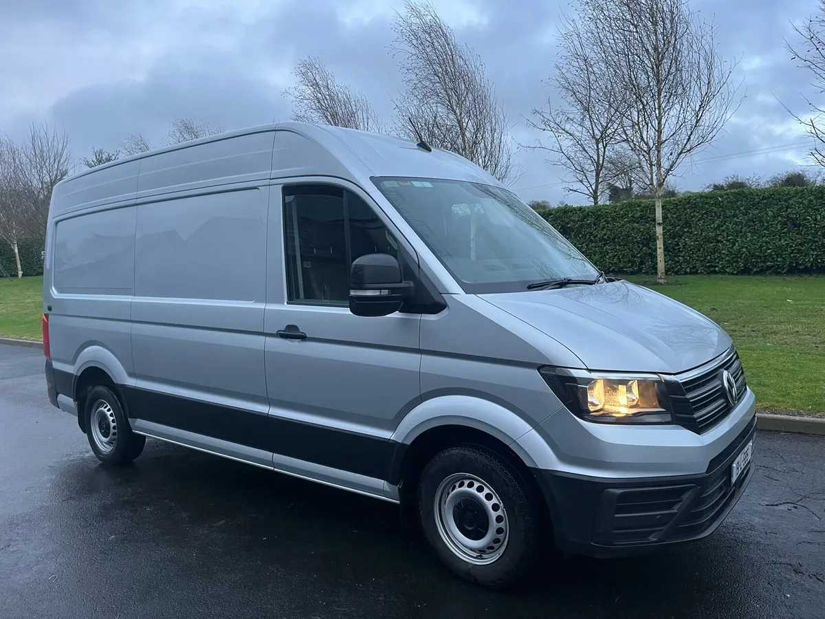 Volkswagen Crafter MWB Low mileage - Image 2