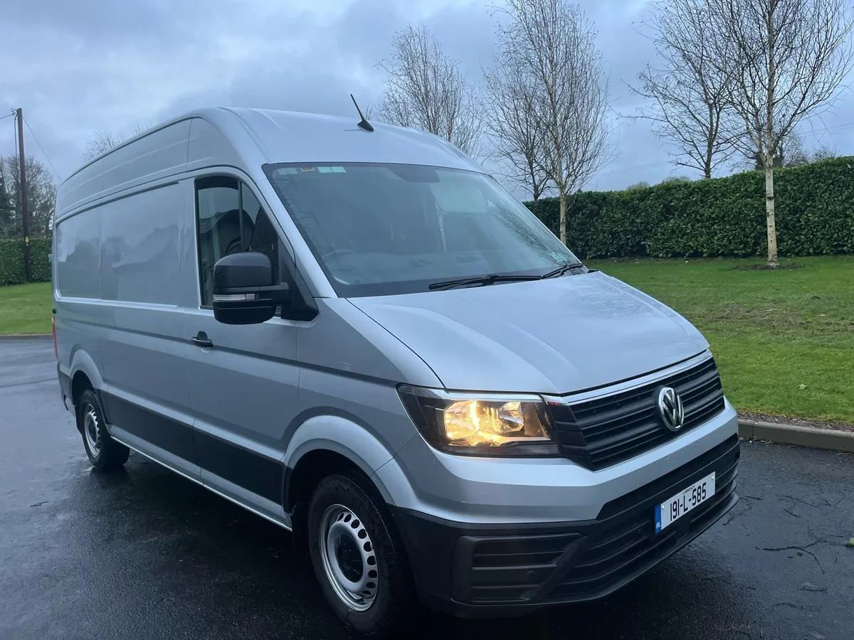 Volkswagen Crafter MWB Low mileage - Image 3