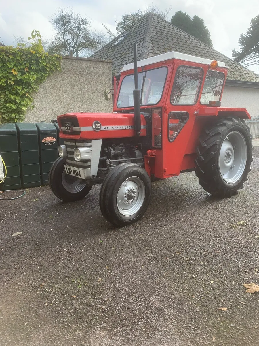 Massey Ferguson 135 - Image 1