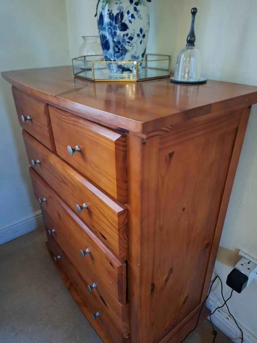Chest drawers - Image 1