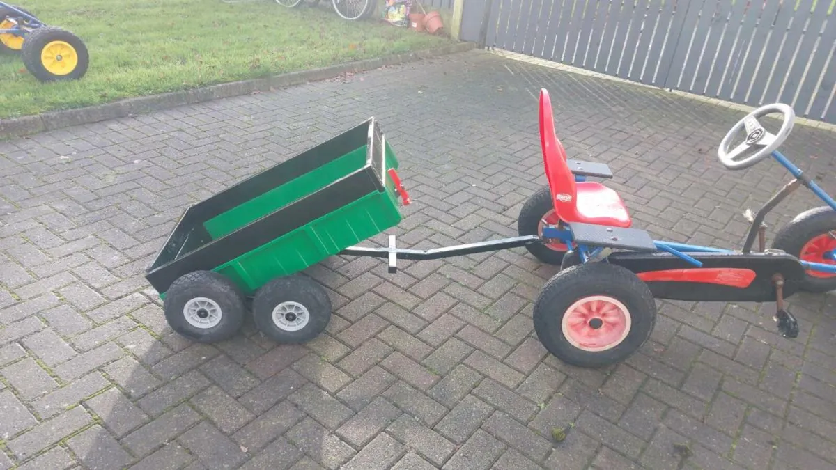 Berg Trailer - Image 4