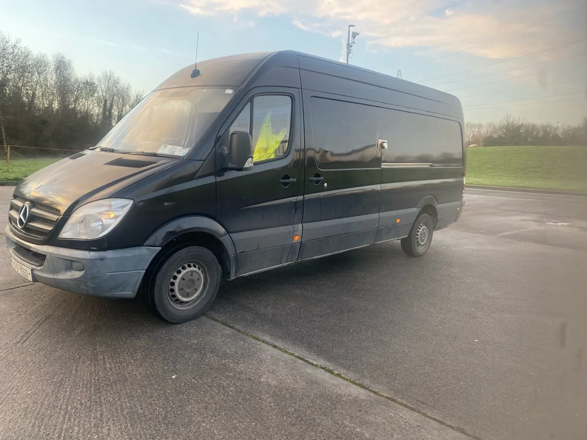 Mercedes sprinter Lwb high roof - Image 2