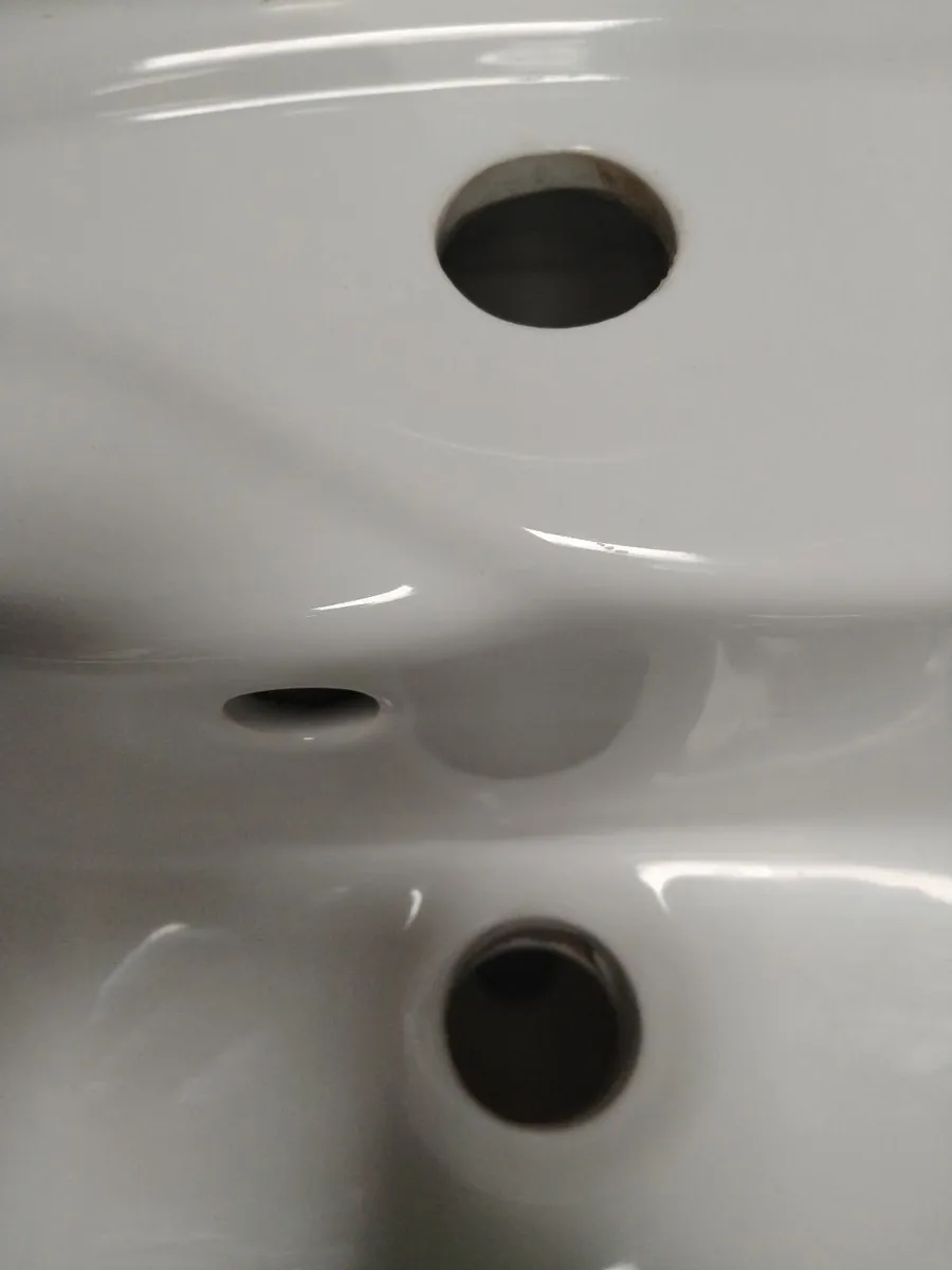 Basin and pedestal - Image 2