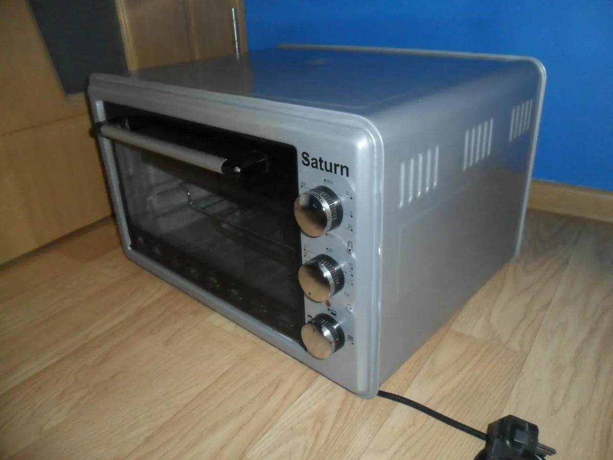 Saturn Oven - Image 1