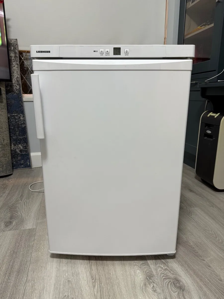 Freezer - Under counter- 3 drawer - almost new - Image 1