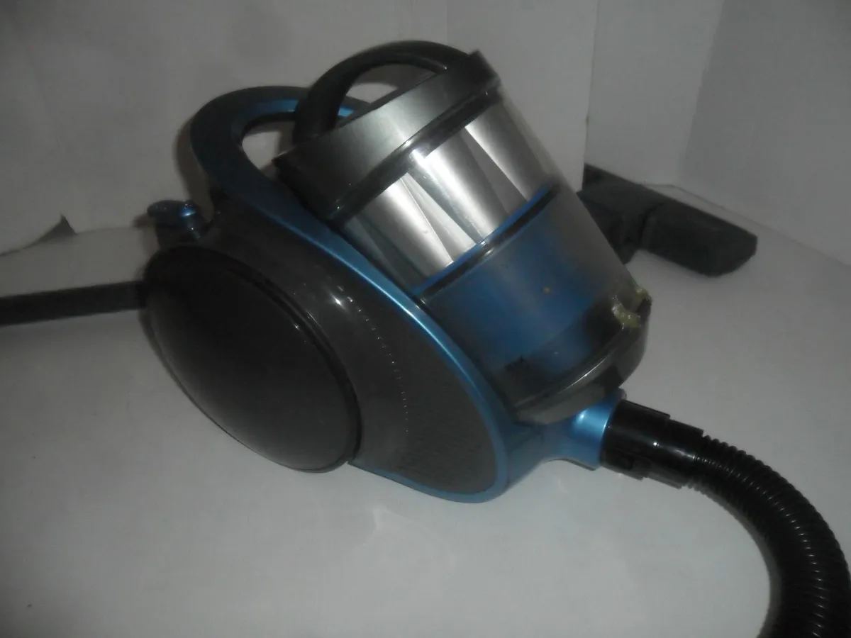 Tesco vacuum cleaner - Image 1