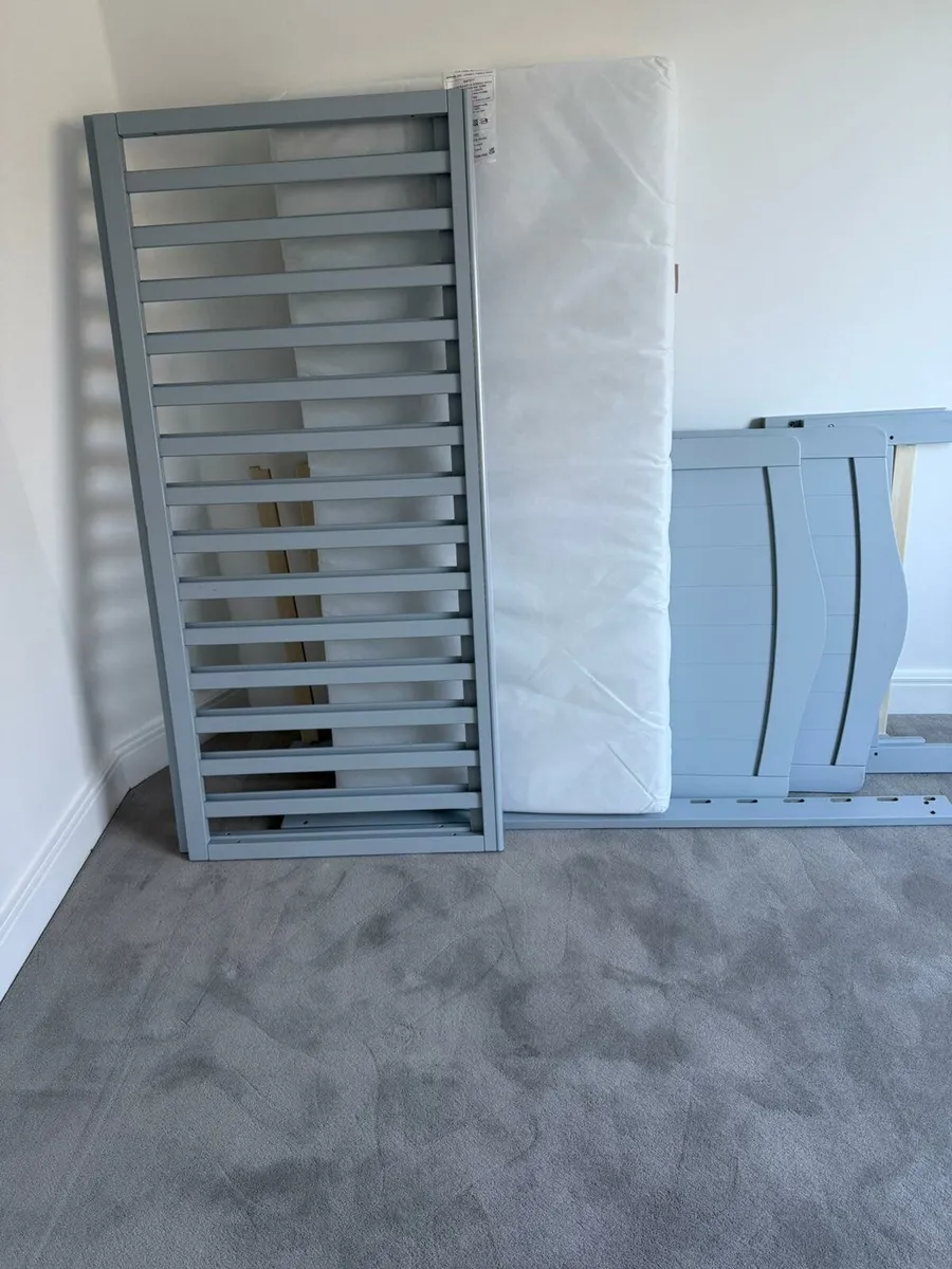 Baby Elegance Elle Cot Grey - Image 1