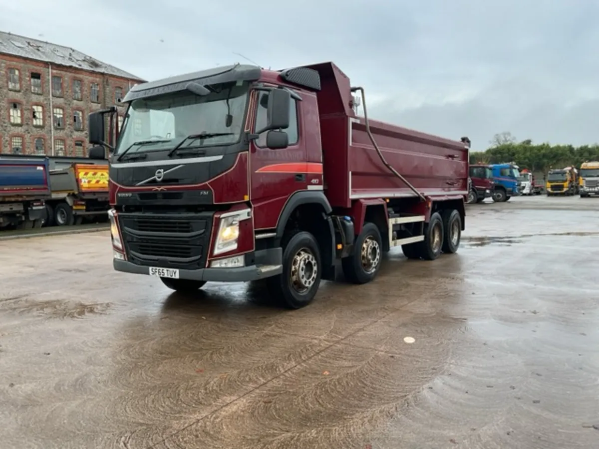 2015 Volvo FM410 8x4 Steel Tipper - Image 3