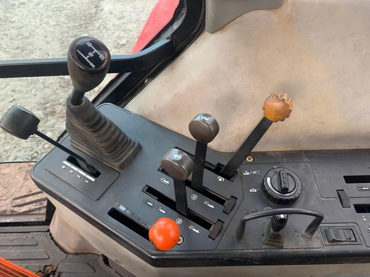 CASE MAXXUM 5130 "PLUS" POWERSHIFT, 4400 HOURS - Image 4