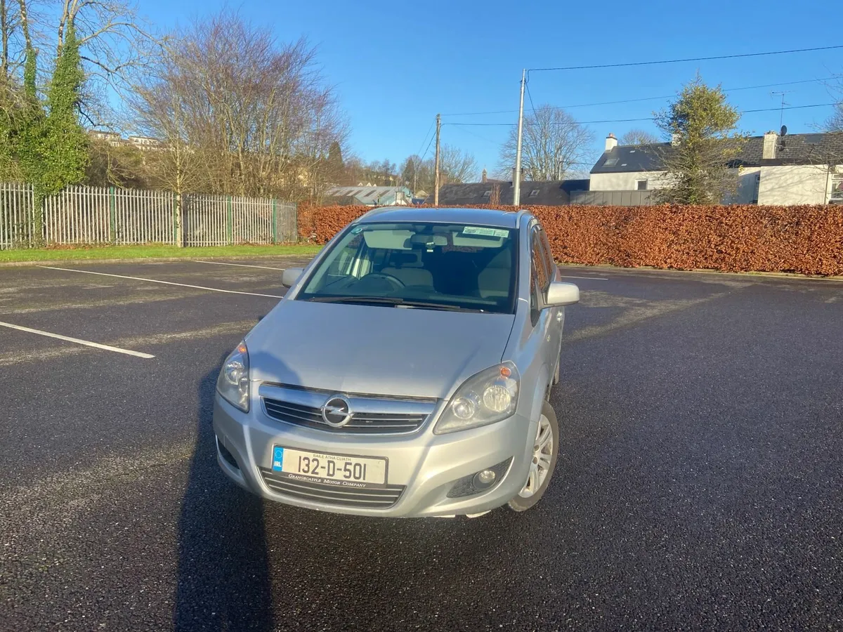 Opel Zafira 2013 - Image 2