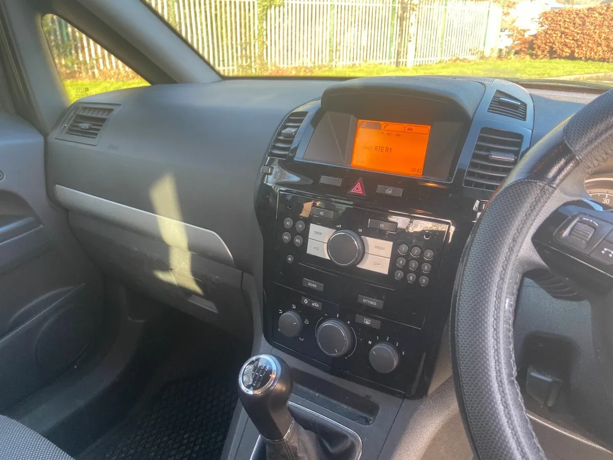 Opel Zafira 2013 - Image 4