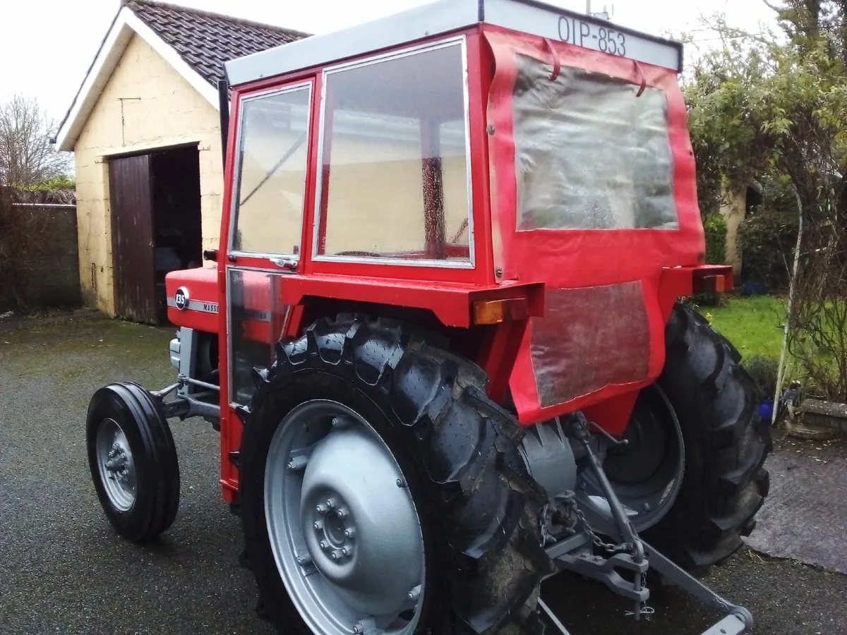 Massey Ferguson  135 tractor - Image 2