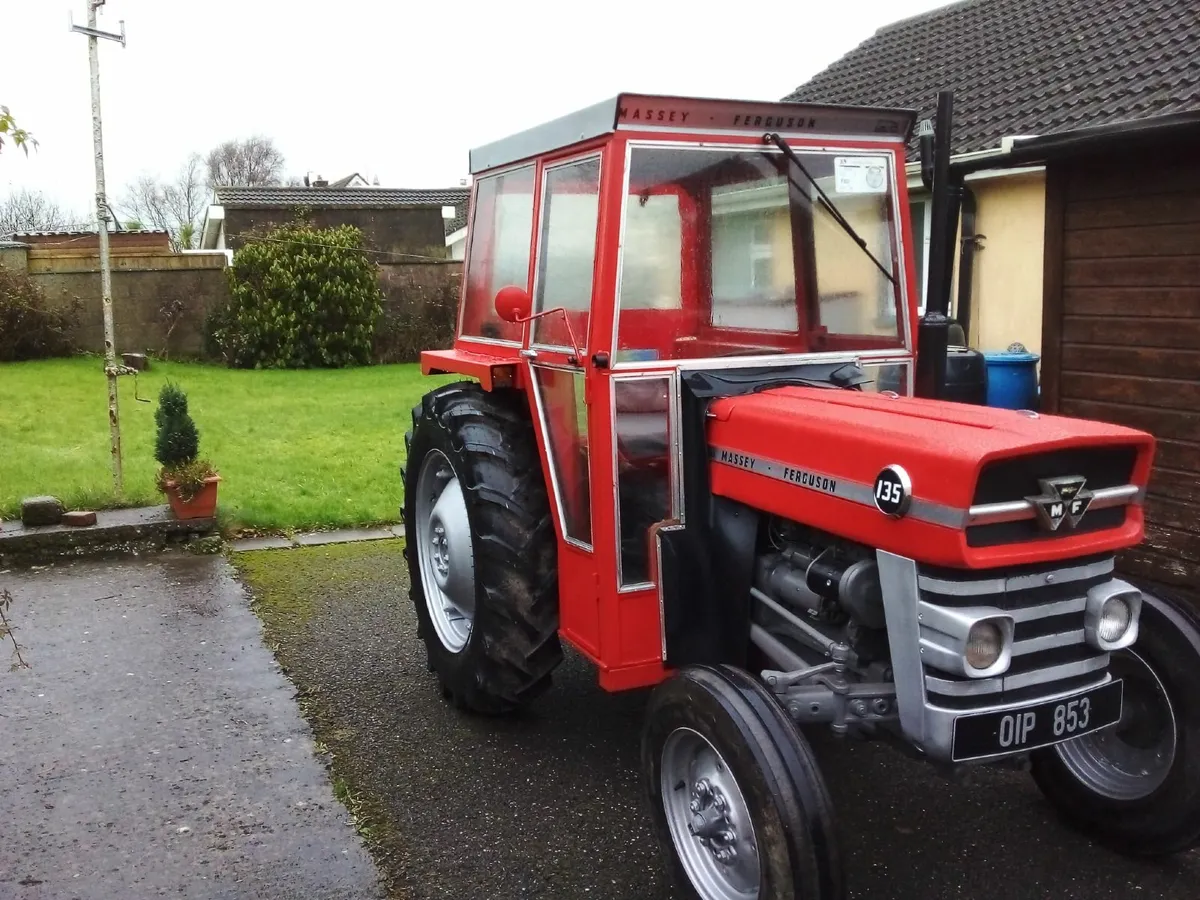 Massey Ferguson  135 tractor - Image 4