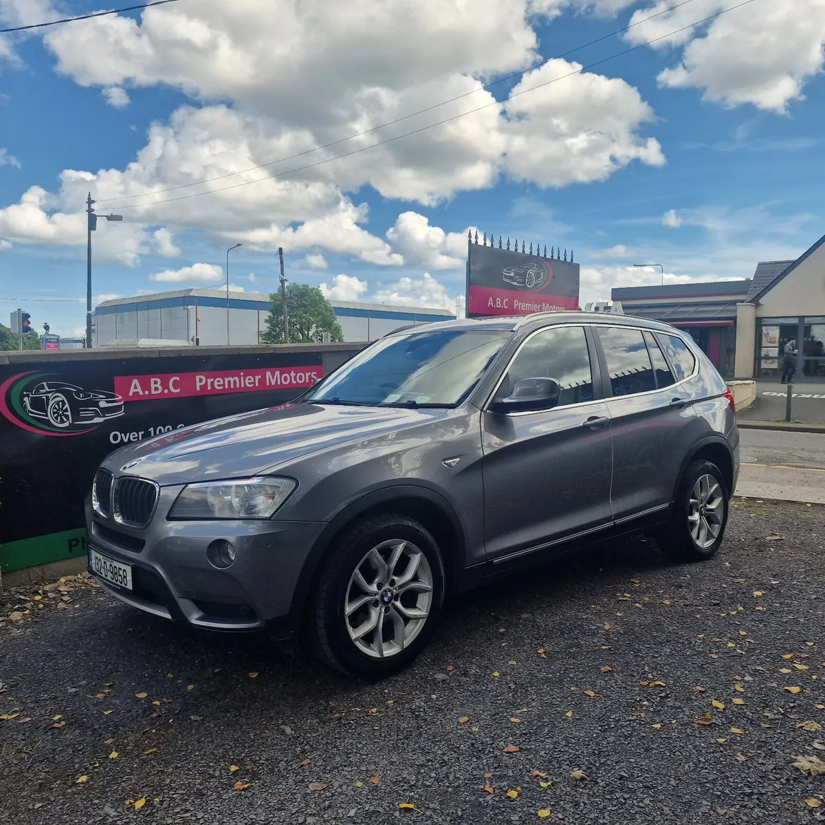 BMW X3 2013  sDRIVE18d SE AUTO - Image 4
