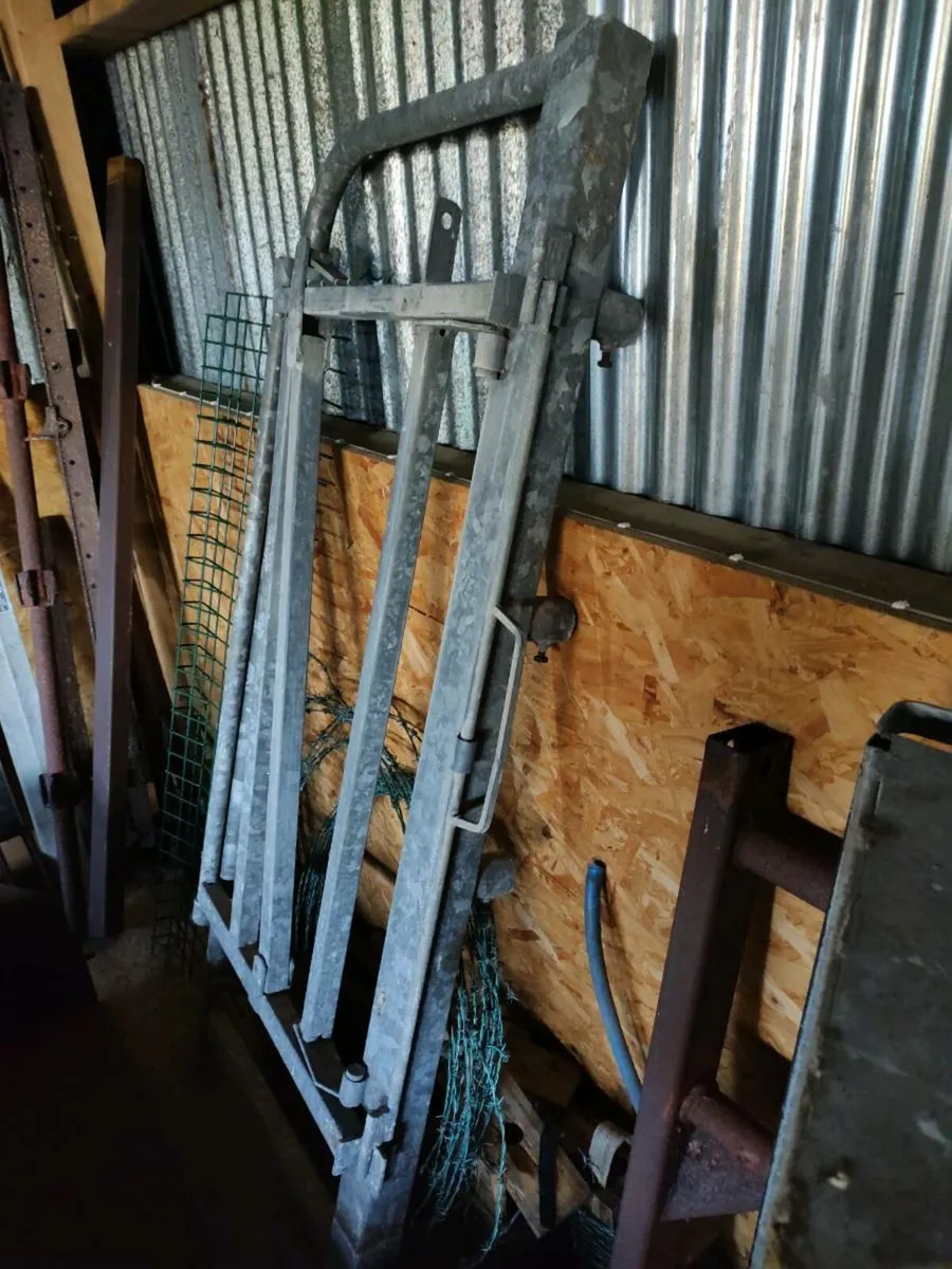 Crush gate - Image 3