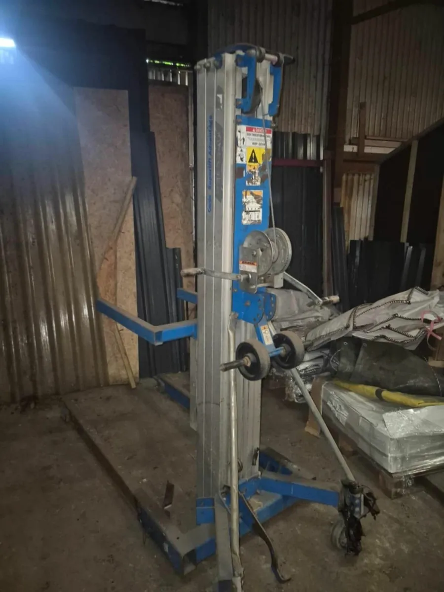 Genie SLA15 Beam Lifter For Sale - Image 3