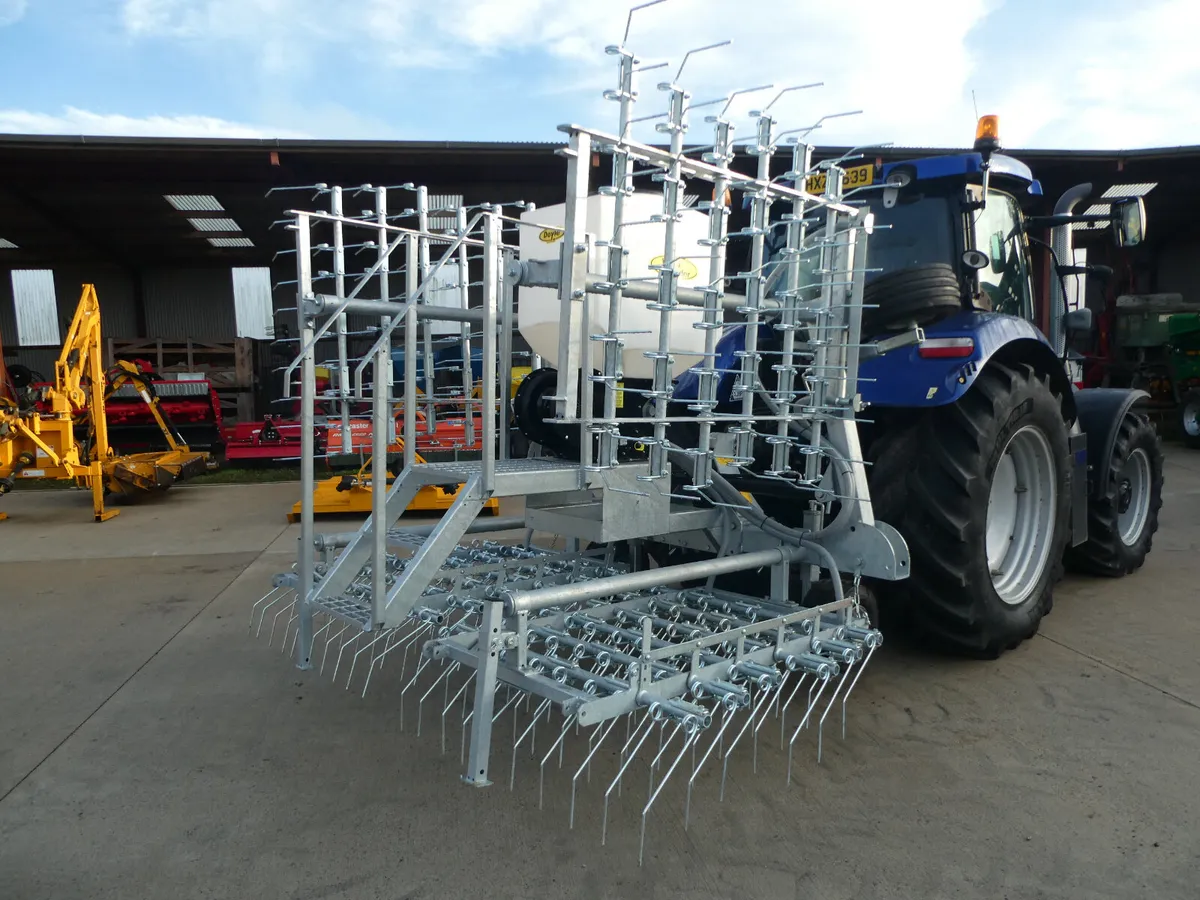6m Spring tine harrow with seeder - Image 2