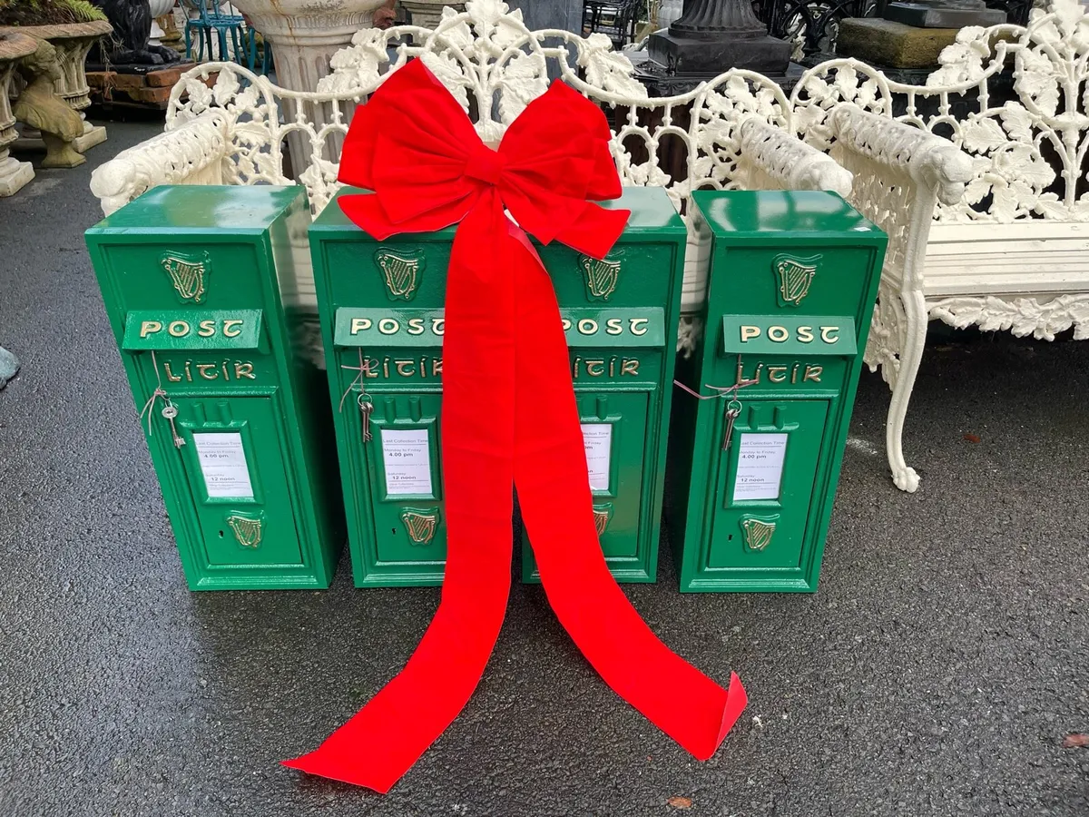 As gaeilge Eire post box limited edition 🎄🎄 - Image 3