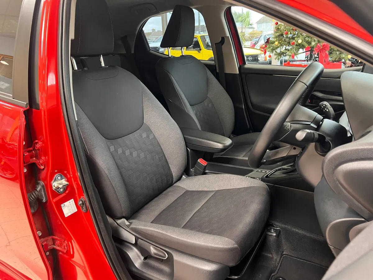 *Now On Sale*Sport Hybrid As New Low Kms HEV High - Image 3