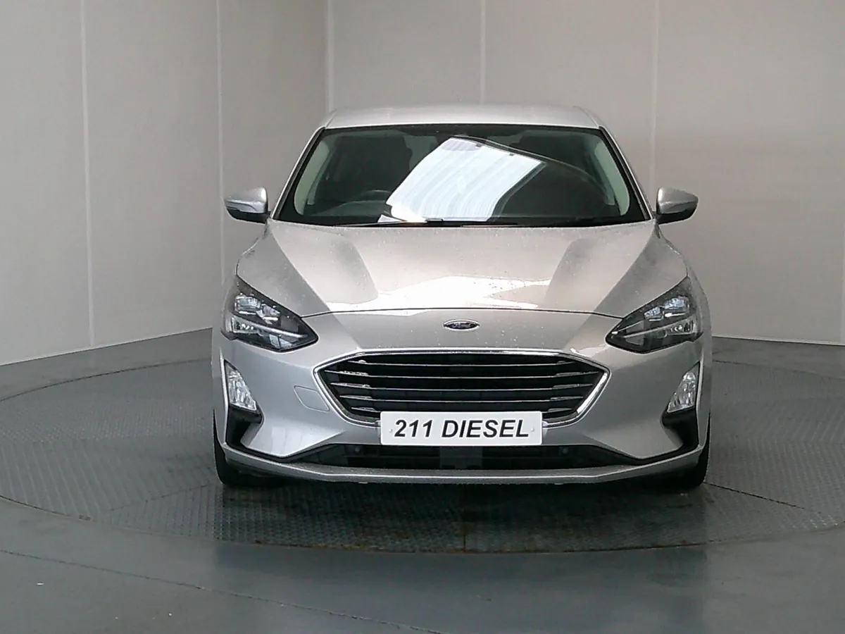 Ford Focus 2021 - Image 2