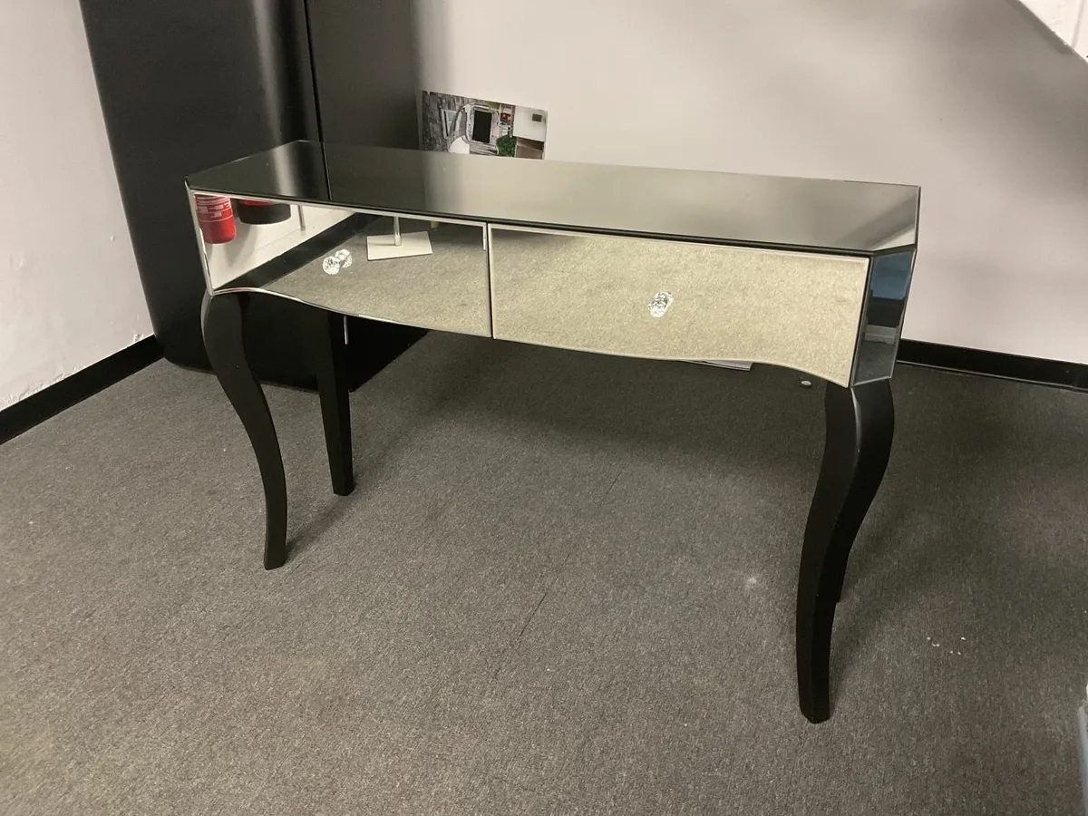 Online Auction Of A Mirrored Side Unit & More! - Image 2