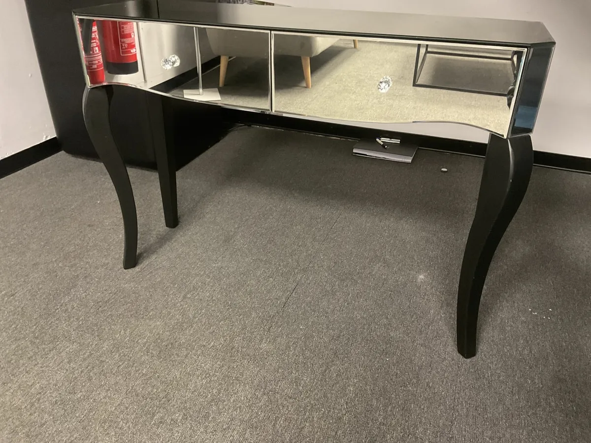 Online Auction Of A Mirrored Side Unit & More! - Image 3