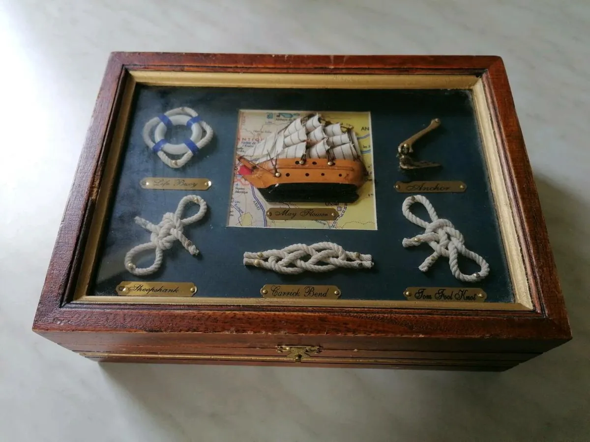Vintage Mayflower Ship Box - Image 1