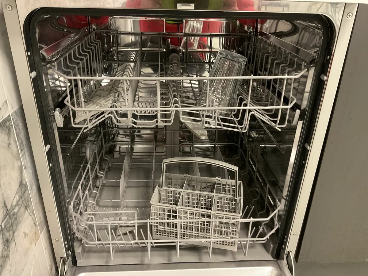Online Auction Of A Dishwasher And Much More!! - Image 3