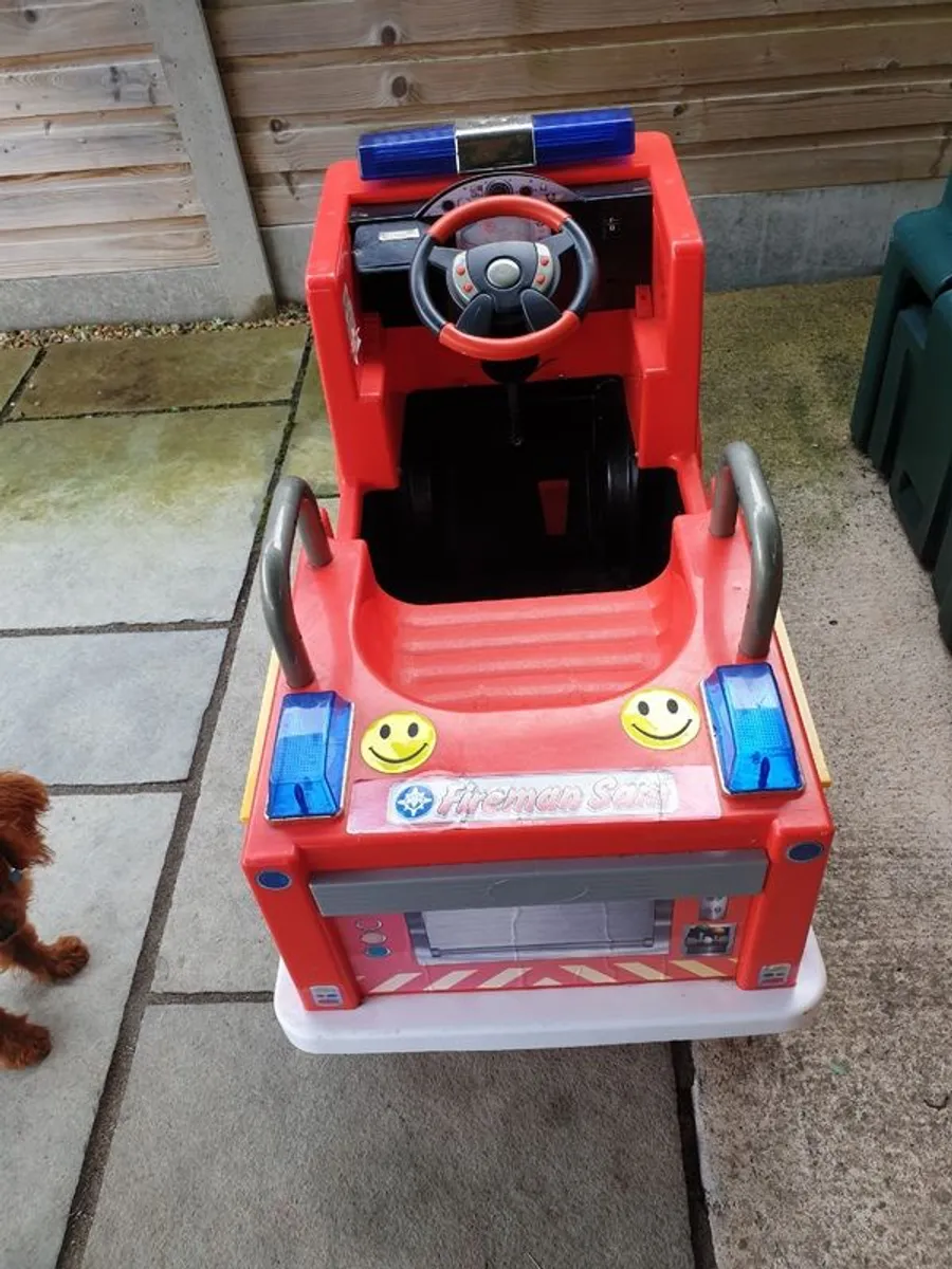 Official Fireman Sam Ride On Electric Truck (With New Battery & New Wheels) - Image 3