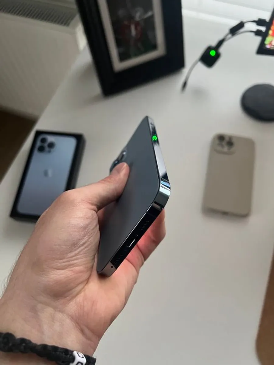 iPhone 13 Pro Max Unlocked - Image 3