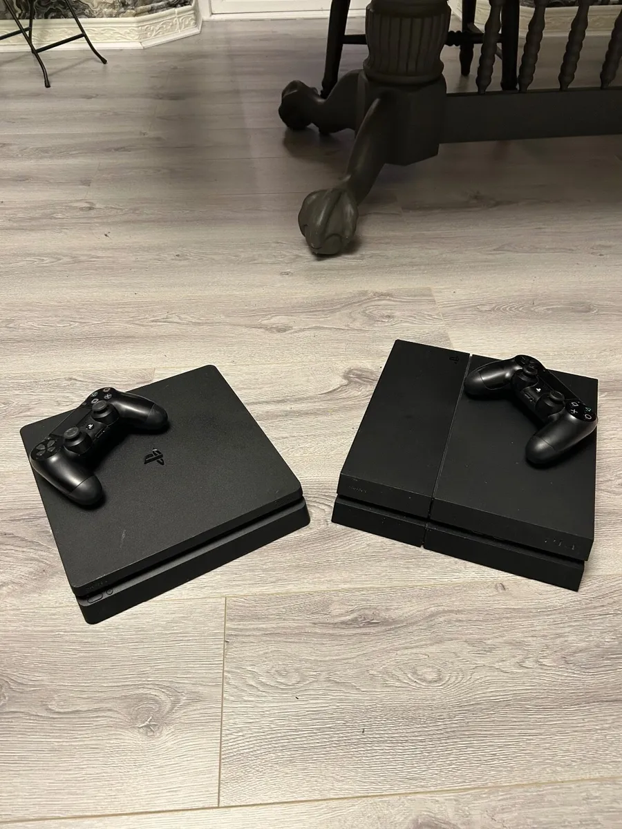 PlayStation 4 Slim/Fat PERFECT CONDITION!!! - Image 1