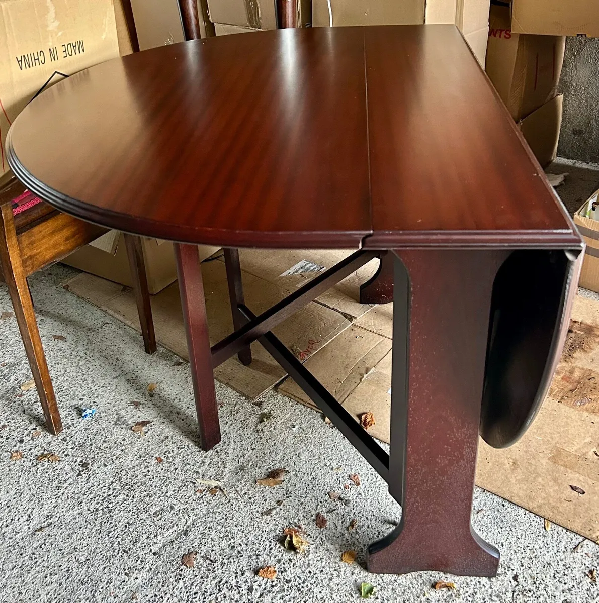 Contemporary Mahogany gate leg table - Image 3