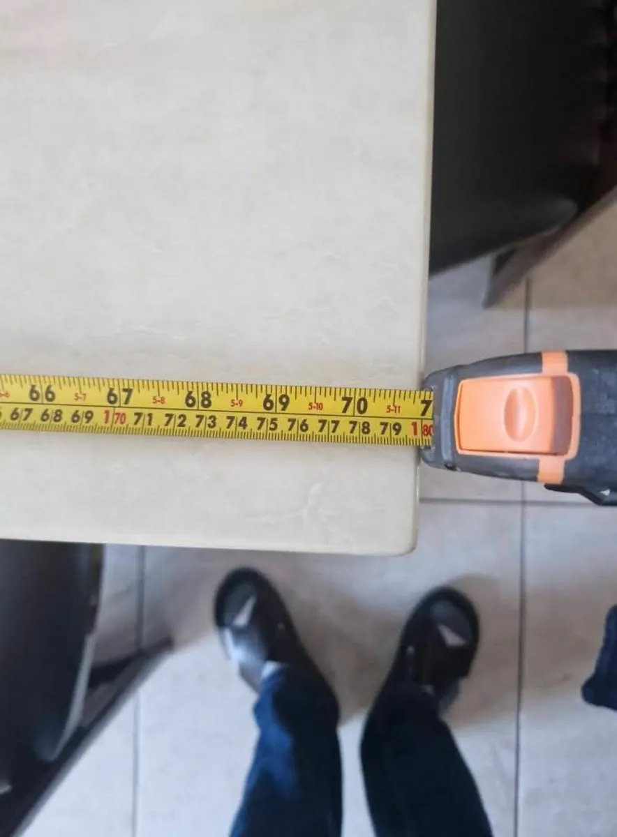 Marble kitchen table and chairs - Image 4