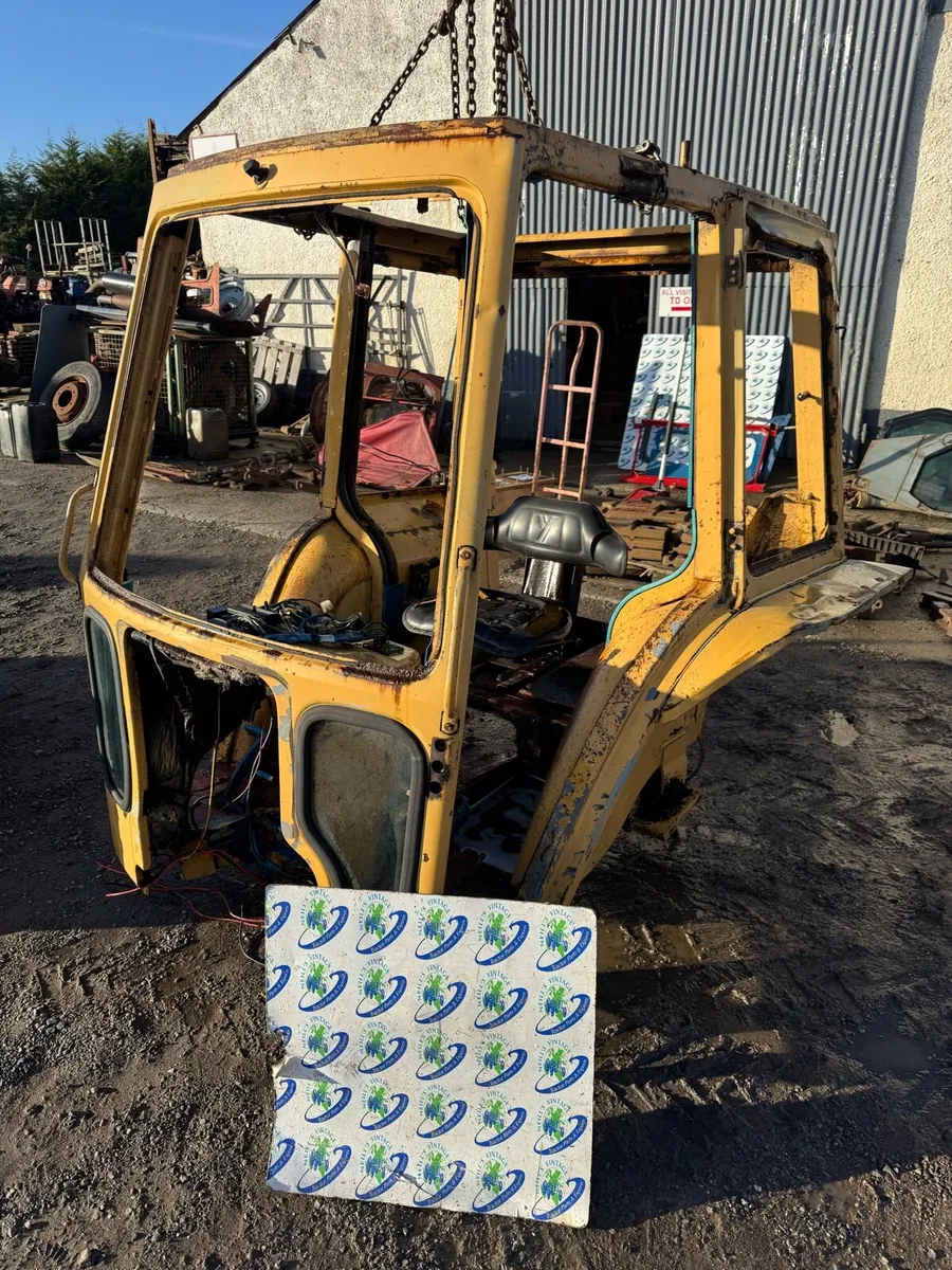 Ford Q Cab to suit 3 Cylinder Tractors - Image 2