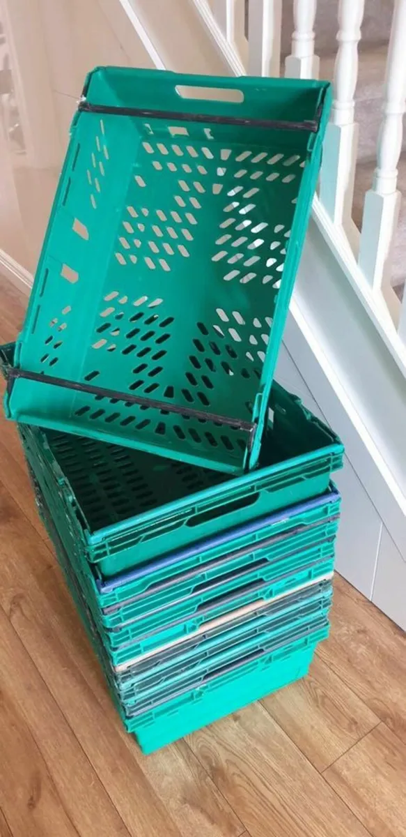 10 storage stacking crates - Image 1