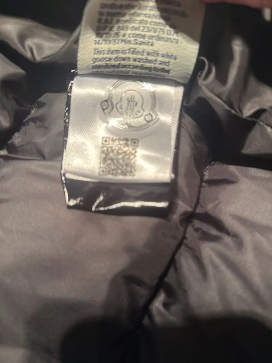 Moncler Mens Puffer - Image 4