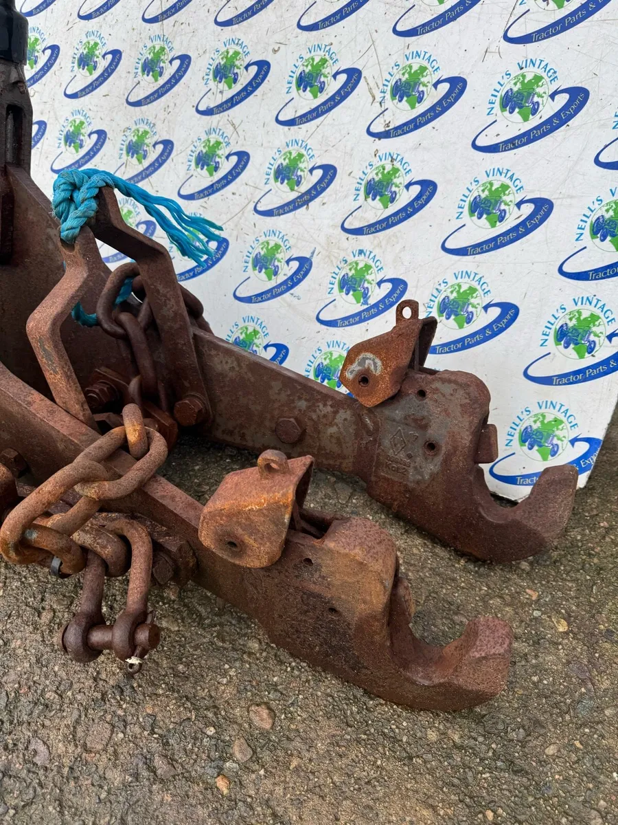 Massey Ferguson 399 Rear Lift Hook Arms - Image 3