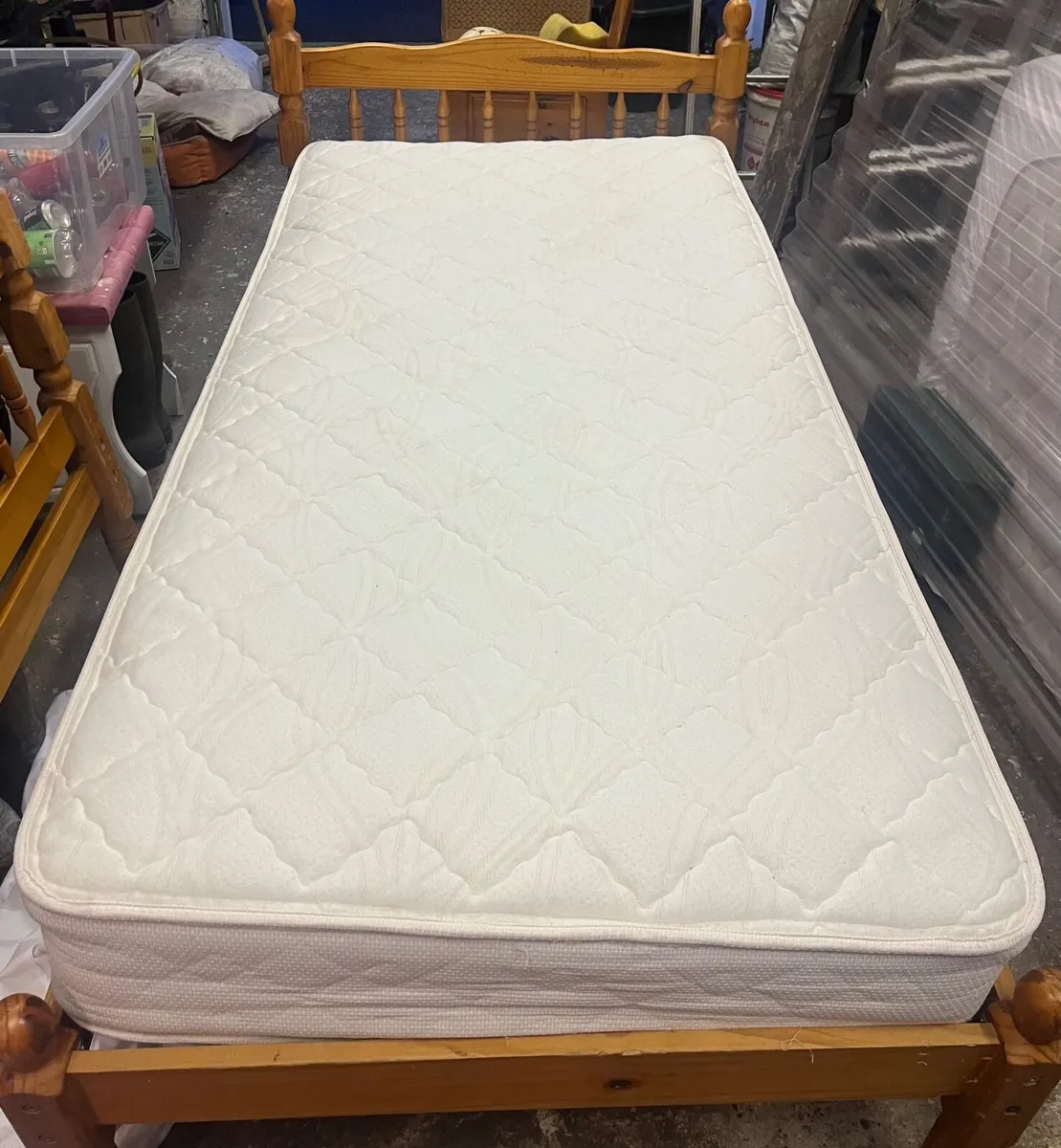 single bed - Image 2