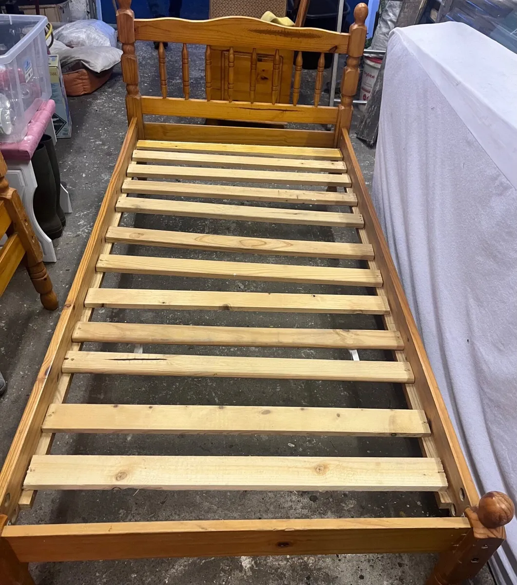 single bed - Image 3