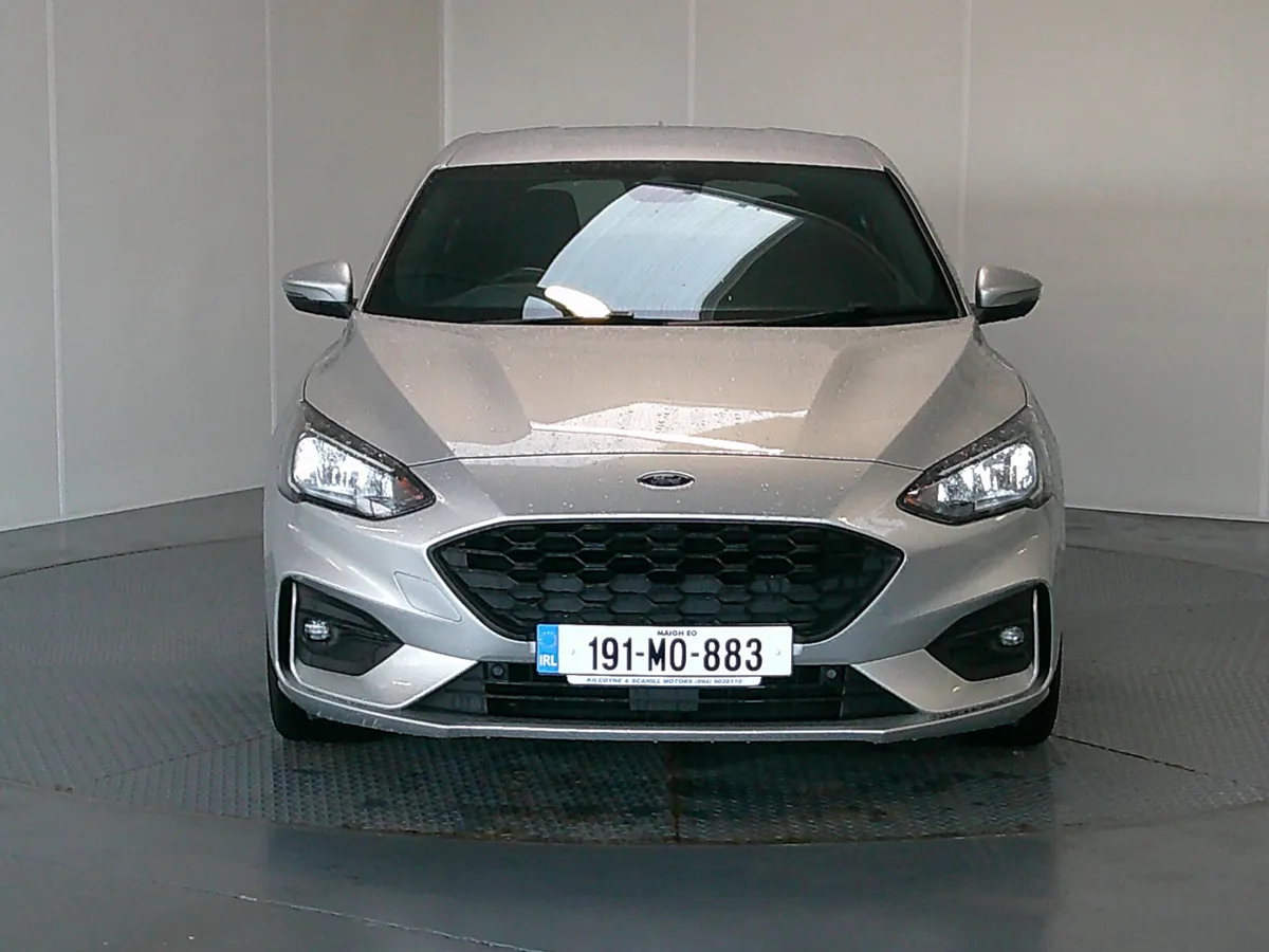 Ford Focus 2019 - Image 2