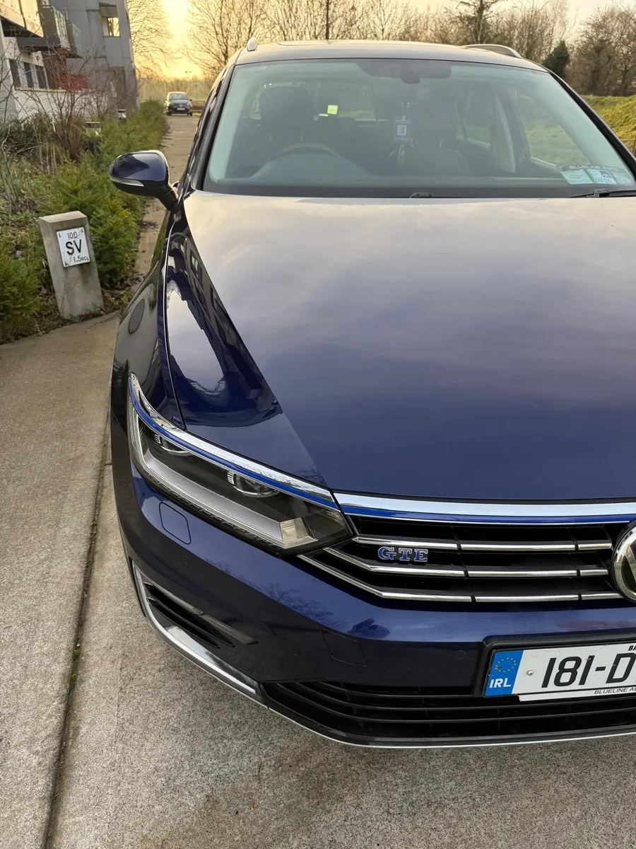 Volkswagen Passat 1.4 GTE HYBRID - Image 1