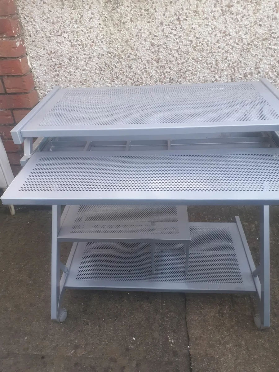 Computer desk , free