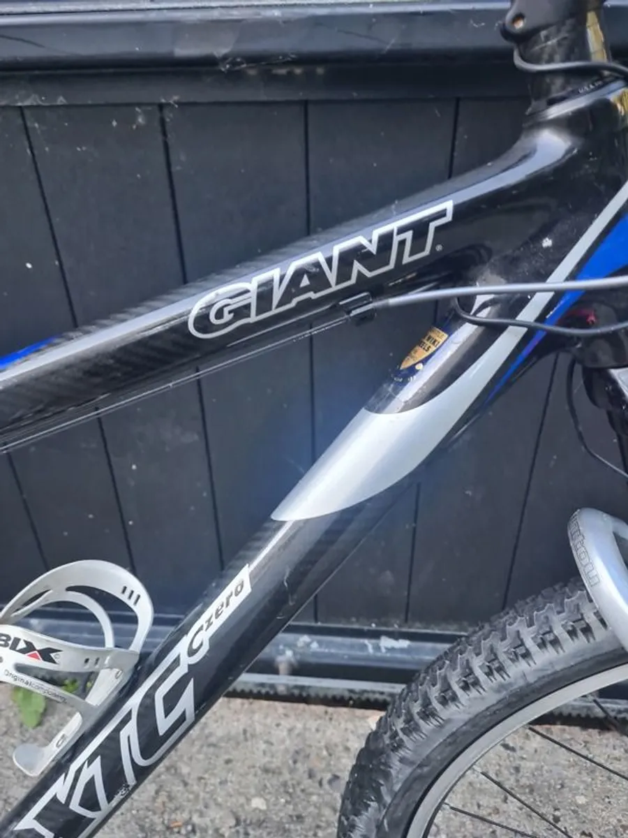 Christmas discount - like new CARBON Giant XTC Zero C - Hardtail Performance Mountain Bike - Image 4