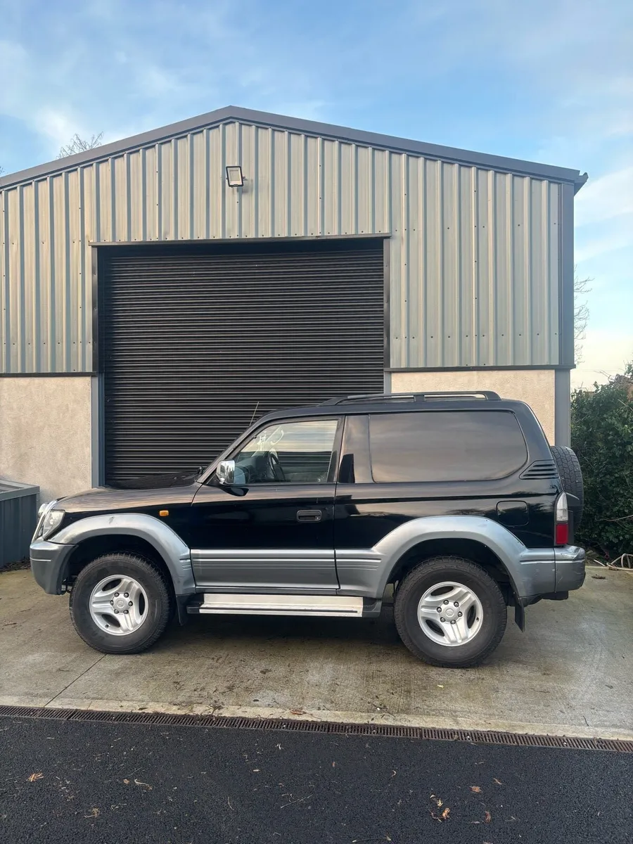 Toyota Land Cruiser - Image 2