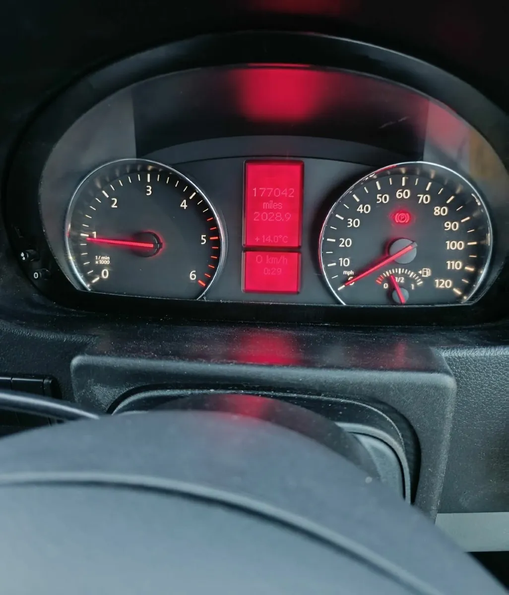 VW Crafter 2015 Van 2.0L TDI CR35 LWB - Image 2