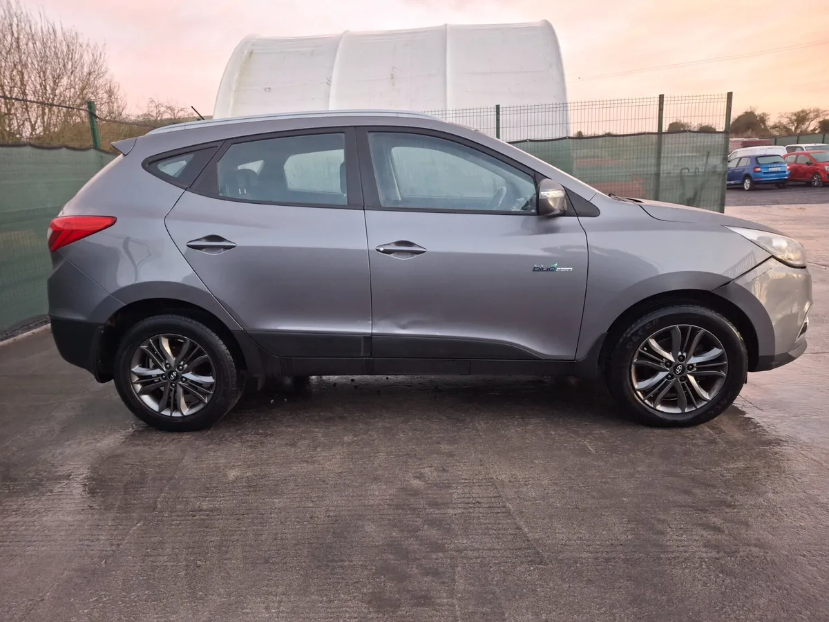 2015 Hyundai ix35  1.7 Diesel  Executive - Image 4