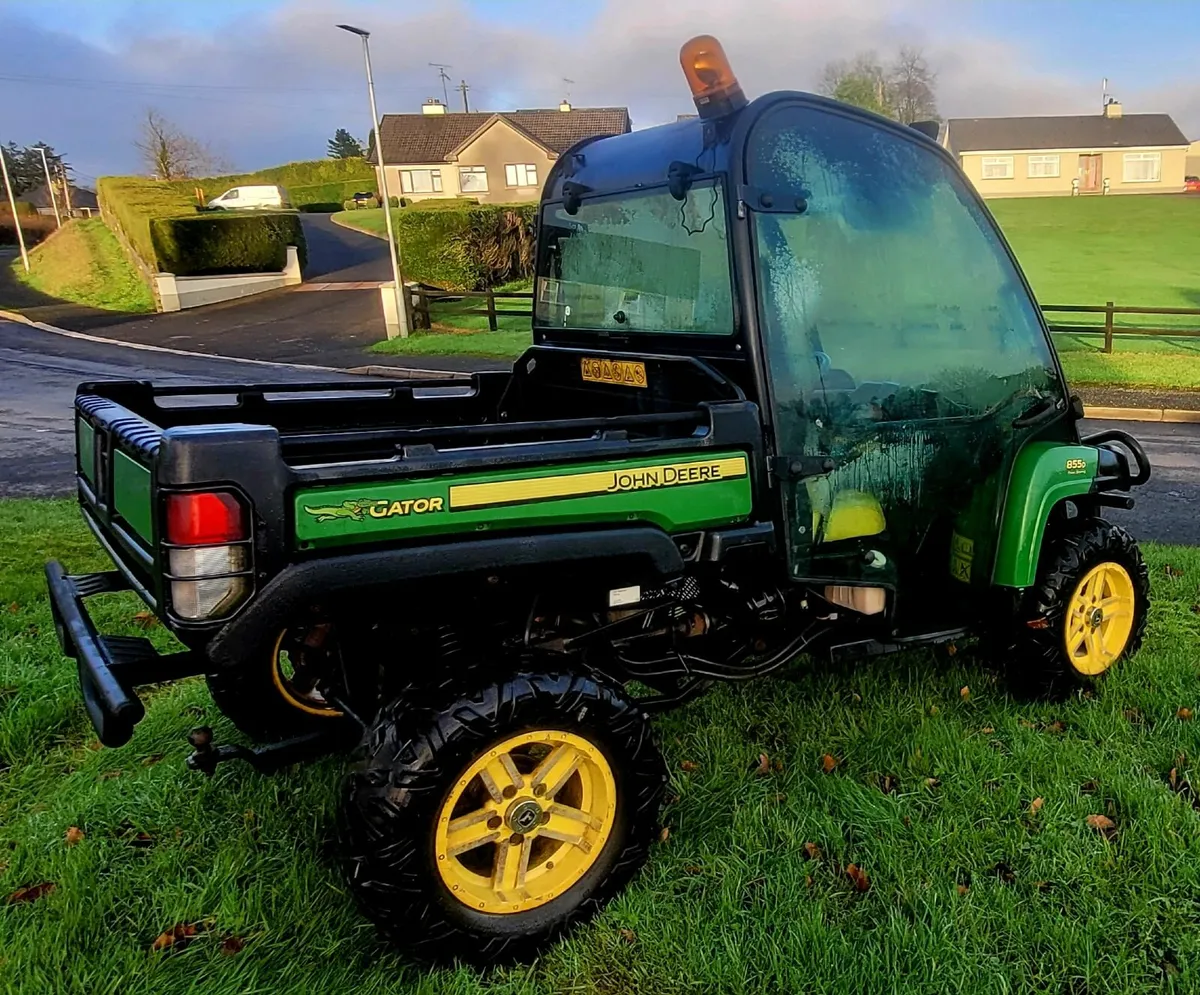 2018 John Deere 855D Gator Full Cab - Image 4
