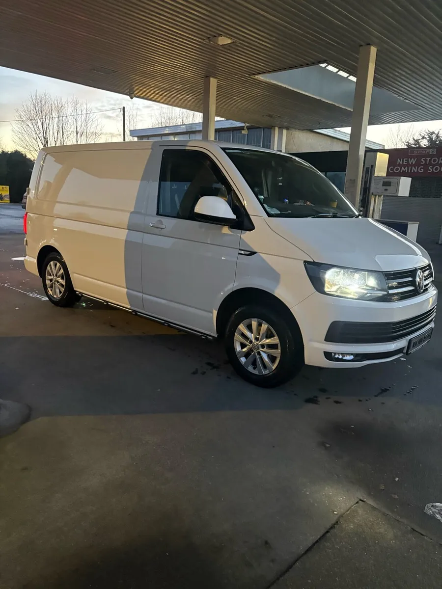 Volkswagen Transporter 4 motion SWB - Image 1