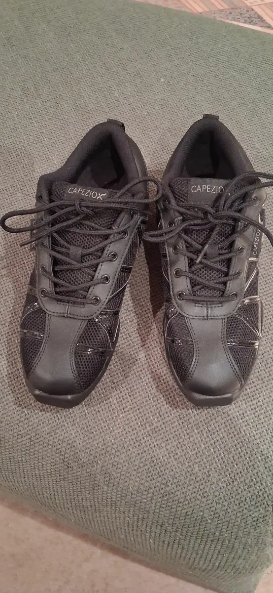 Dance Shoes - Image 4